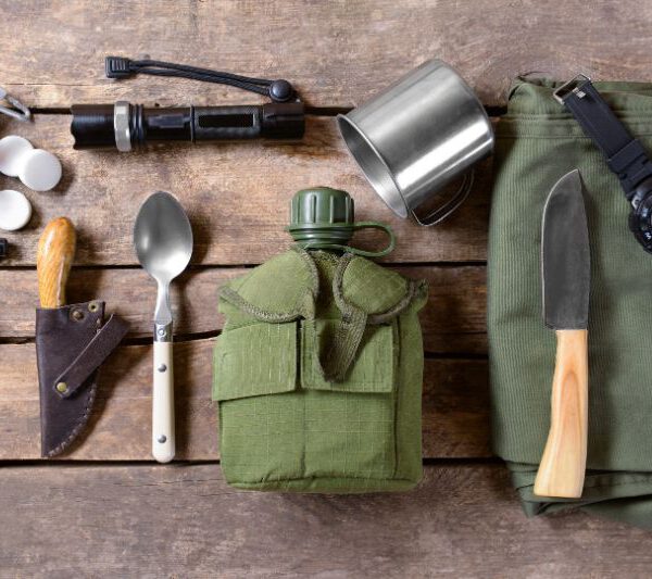 juiste kampeergereedschappen